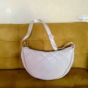 NWOT/ UNIQLO Off White Quilted Shoulder Bag